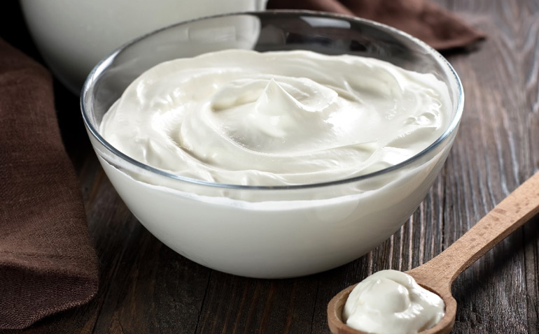 Топ-6 самых удачных рецептов сметанного крема с желатином для бисквитных тортов