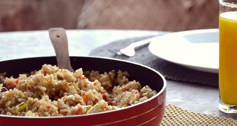 Чем полезен бурый рис и как правильно его готовить для похудения?